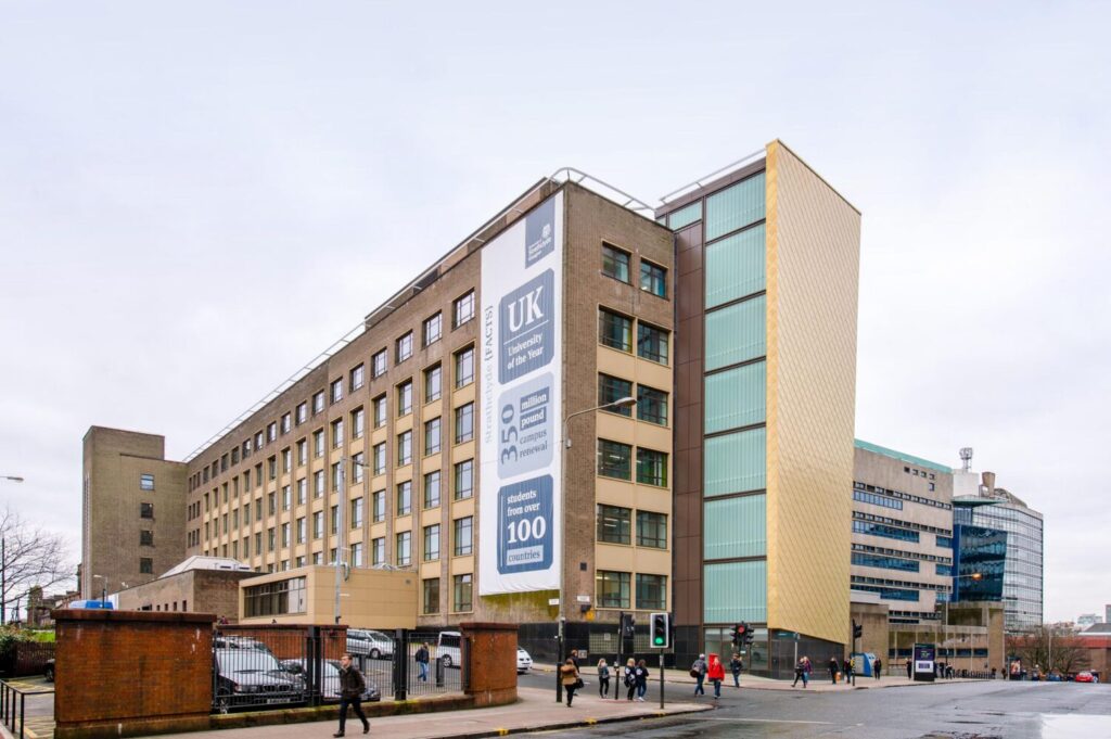 Doig+Smith Project Profile James Weir Building